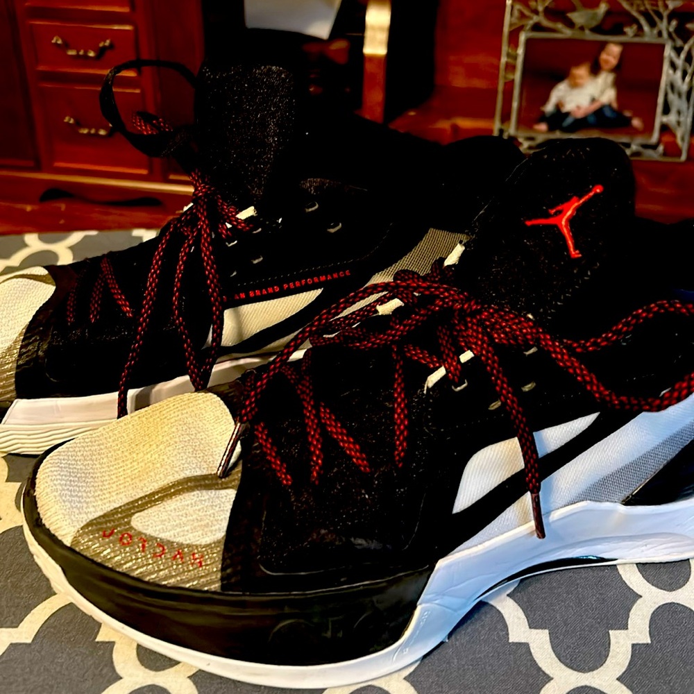 Nike Jordan’s basketball sneakers, only worn a few times, like new!  Size 11